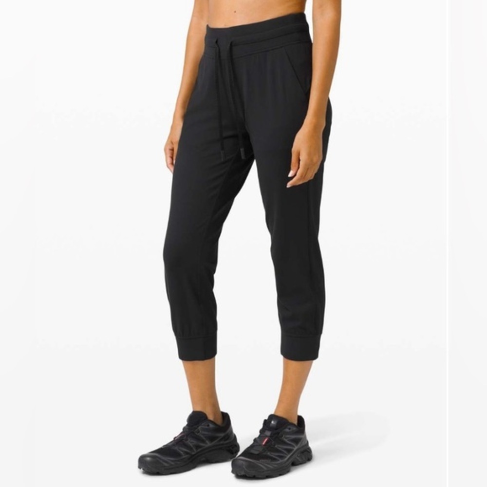 Lululemon Ready to Rulu Jogger Crop Black Size 4